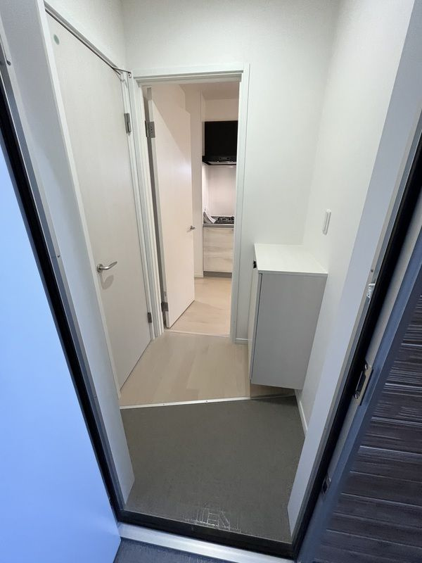 AJ草加新田の玄関