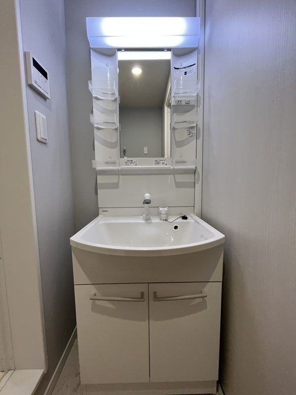 AJ草加新田の洗面所