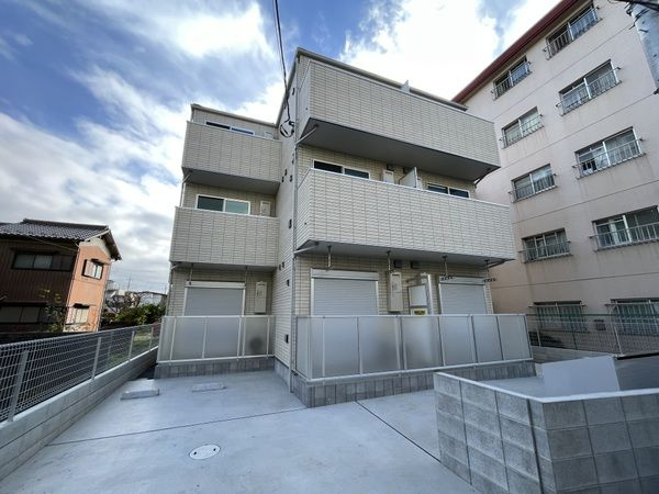 AJ草加新田の外観