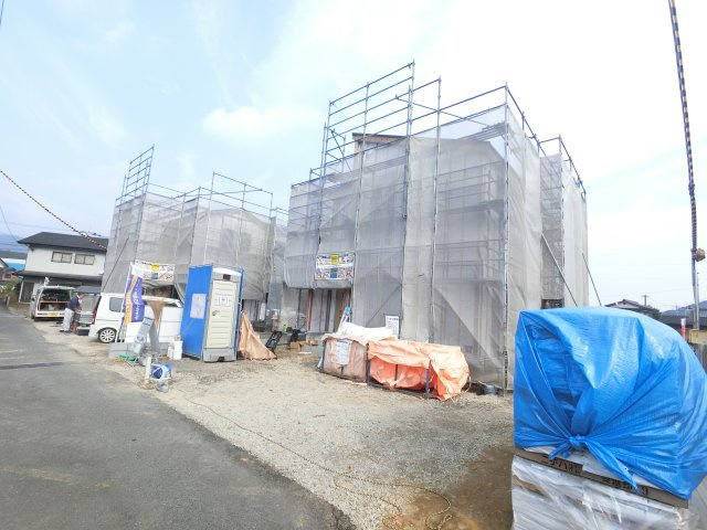 多久市北多久町1号棟の前面道路含む現地写真