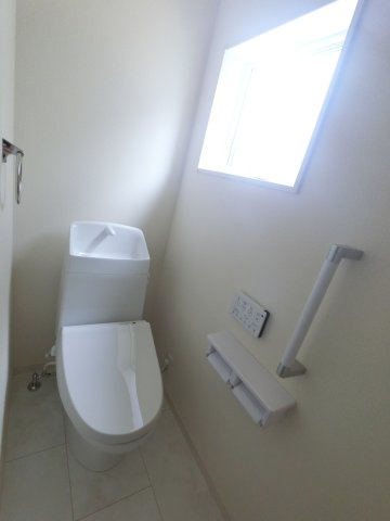 多久市北多久町1号棟の内観：施工例|清潔、快適なトイレです♪