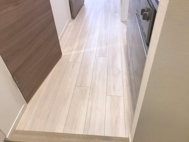 アイル秋葉原ノースドゥーエの玄関