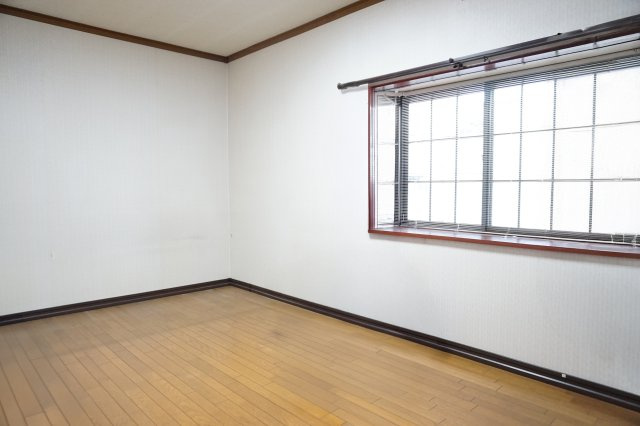 中古戸建　大東市泉町２丁目（昭和60年築）の洋室