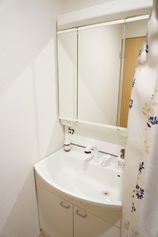 中古戸建　四條畷市南野４丁目（平成30年築）の独立洗面台