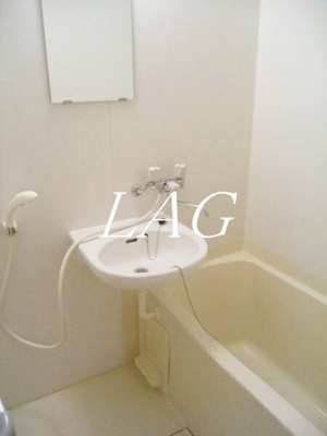 【浴室】 | スカイコート日本橋浜町 | お風呂です。