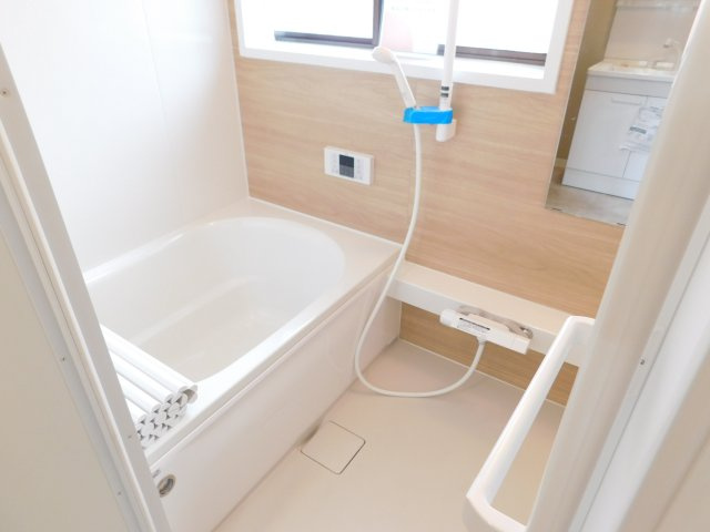 名古屋市港区船頭場３丁目の中古一戸建の浴室|◇浴室◇　　お風呂新品交換　（２０２５年７月リフォーム済）