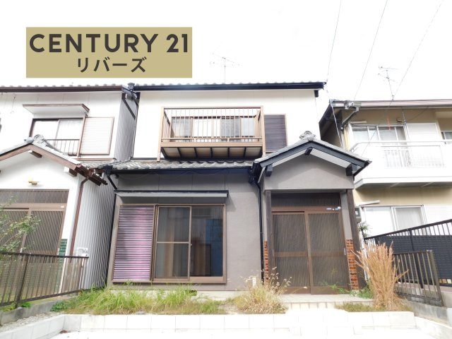 名古屋市港区船頭場３丁目の中古一戸建の外観|☆２０２５年７月フルリフォーム済☆　　いつでもご案内出来ます♪（お問合せ当日、平日、水曜、夜間の見学でもＯＫ）　南向き！　駐車並列２台ＯＫ！　続き間ＬＤＫ約１８．５帖♪