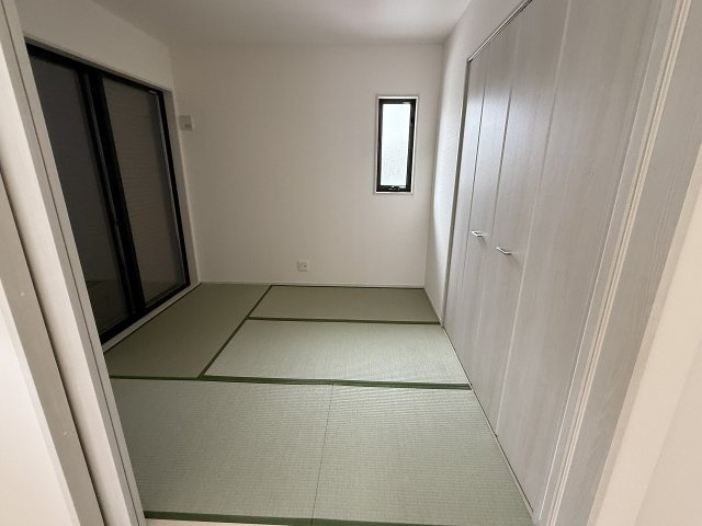 二丈深江7丁目　新築戸建　2棟の和室|和室4.5帖