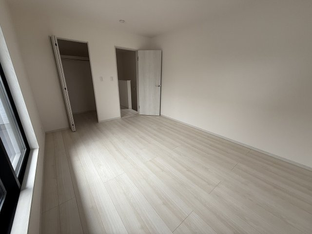 二丈深江7丁目　新築戸建　2棟の洋室|洋室7.875
