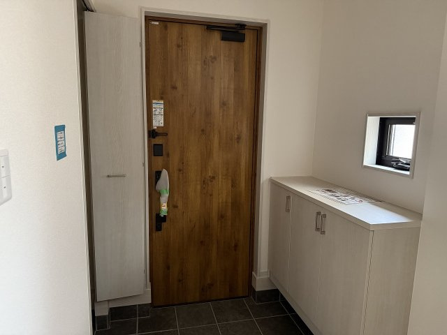 二丈深江7丁目　新築戸建　2棟の玄関