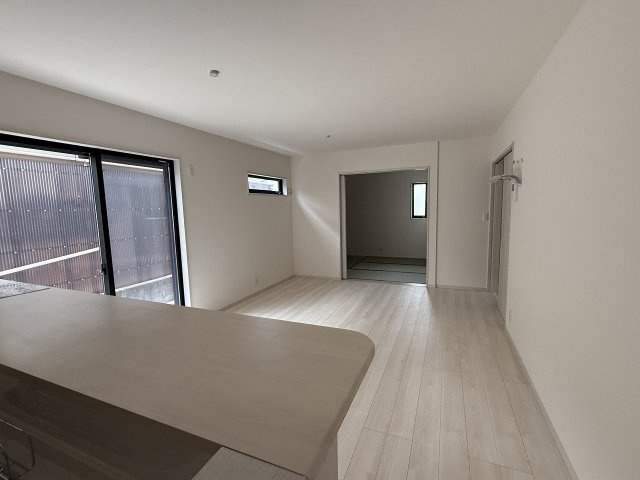 二丈深江7丁目　新築戸建　2棟の居間・リビング