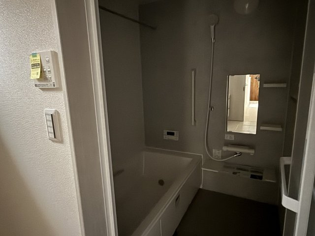 二丈深江7丁目　新築戸建　2棟の浴室