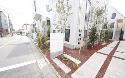 【エントランス】 | カラスヤマテラスEW