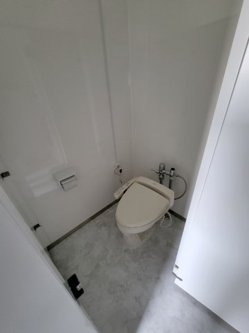 オーイズミホールディングス厚木ビルのトイレ