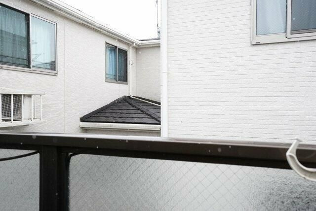 ピアレス上池袋のバルコニー