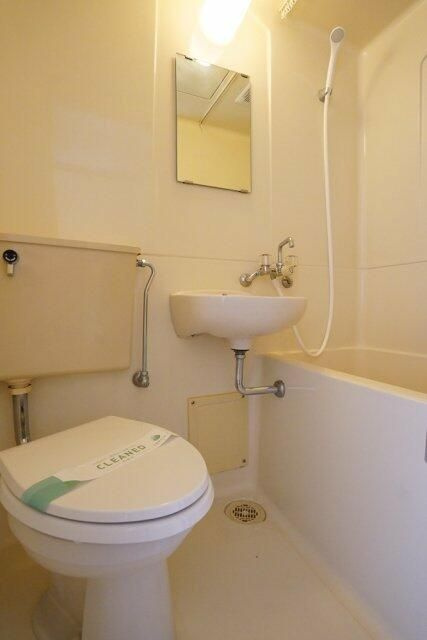 ピアレス上池袋の浴室