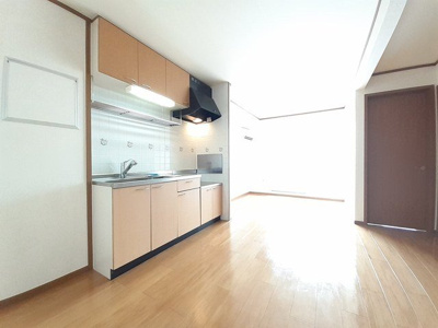 【居間・リビング】 | パークメゾン末広Ｄ