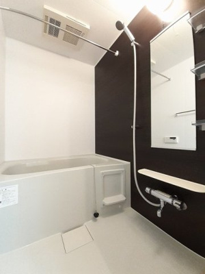 【浴室】 | ヴィラーリエージュＢ