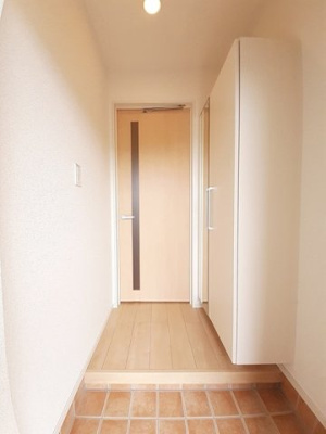 【玄関】 | ヴィラーリエージュＢ