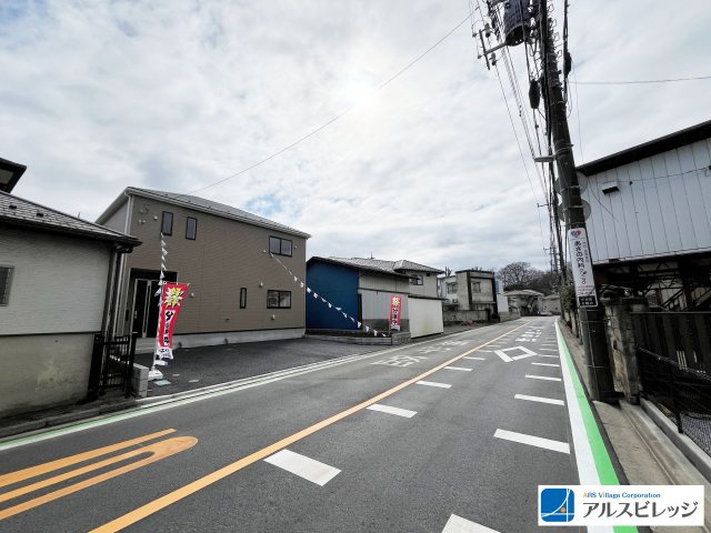 新築／三芳町竹間沢　第4　全１棟の前面道路含む現地写真|前面道路の様子です