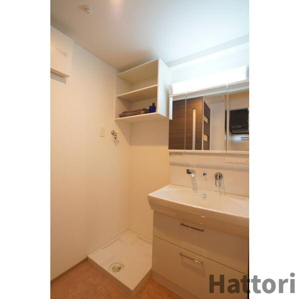 江坂プライマリーワンの洗面所