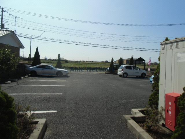 サンパレスの駐車場|駐車場