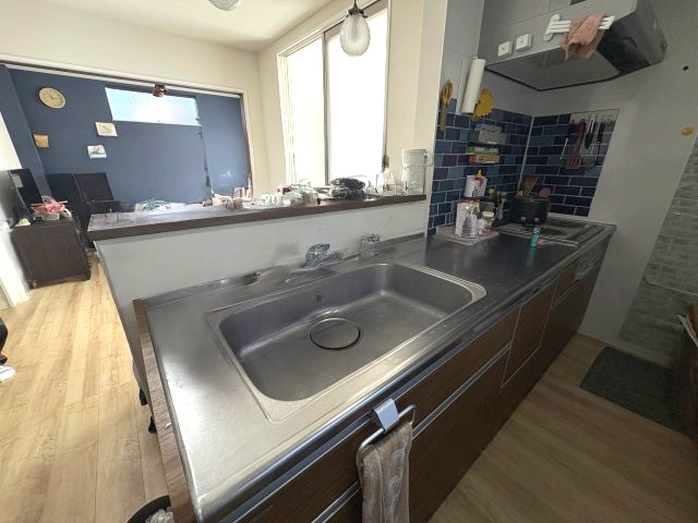 売中古戸建　駿東郡清水町徳倉のキッチン|毎日のお料理が楽しくなるシステムキッチン。