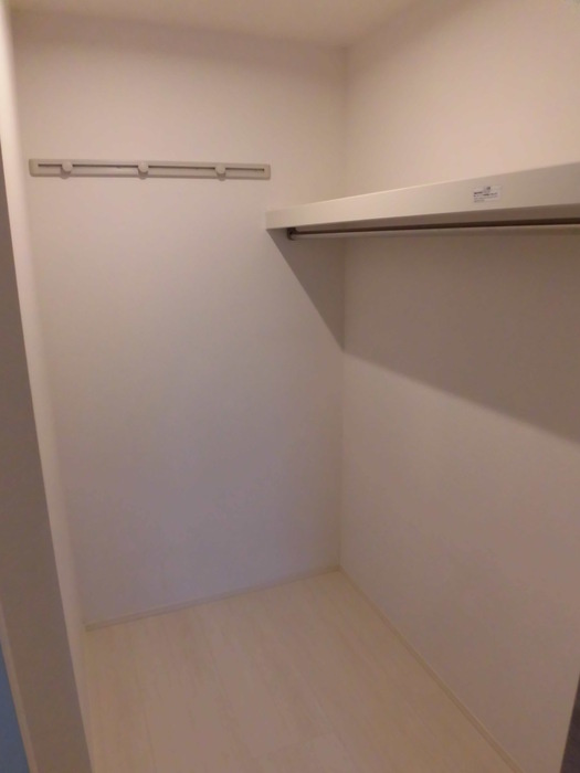 カンパーナの収納|ウォークインクローゼットなので収納豊富です☆