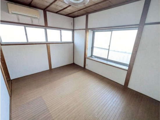 大宮一ノ井町 中古戸建の洋室