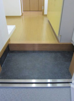 【玄関】 | アビラ平和台