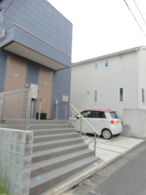 Elpis monoのエントランス