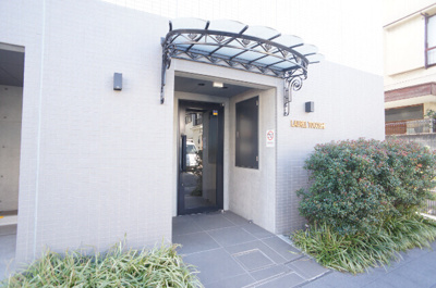 【エントランス】 | LAUREL TOGOSHI