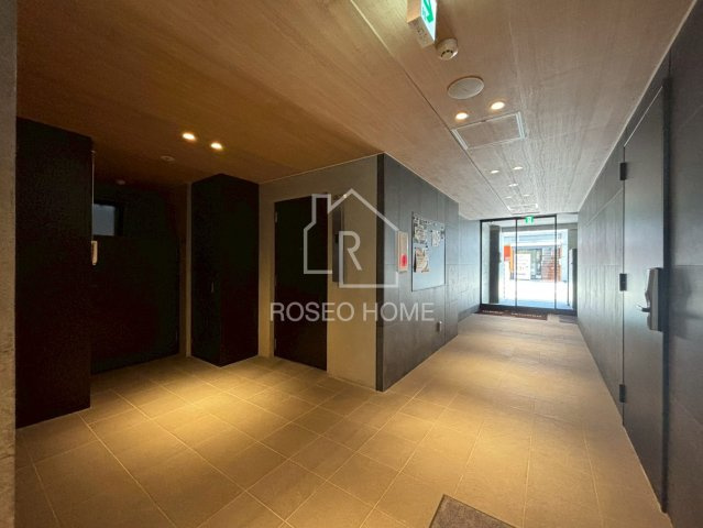 Urbex　Tenrokuのロビー