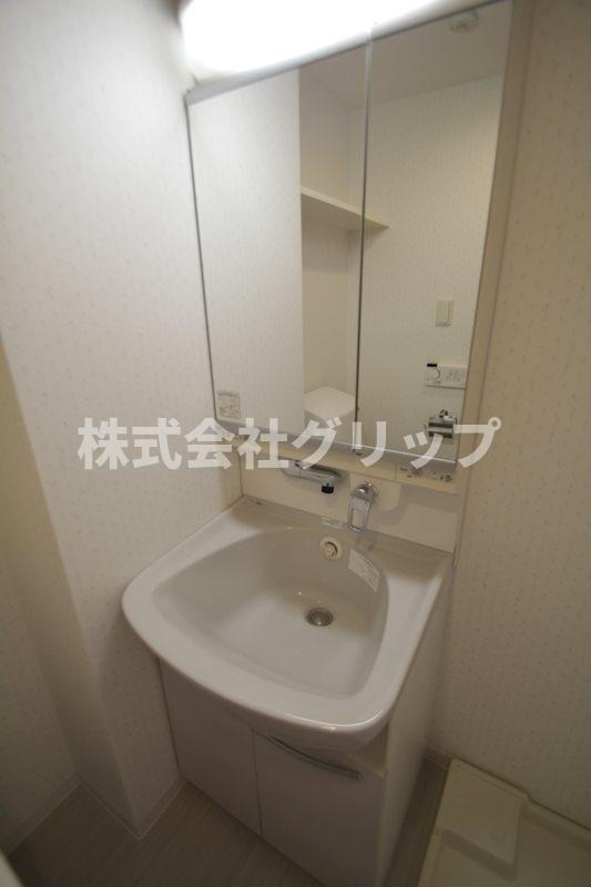 ザ･プレミアムスイートヨコハマの独立洗面台