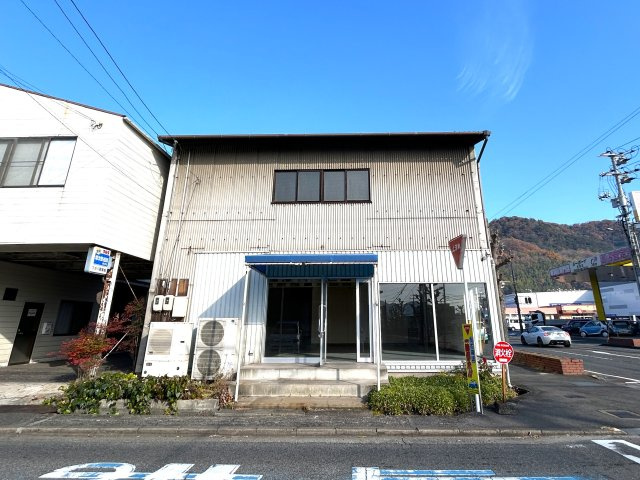 四番町貸店舗