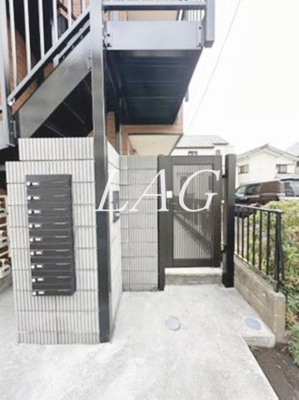 【エントランス】 | ベイルーム西鶴間 | エントランスです。