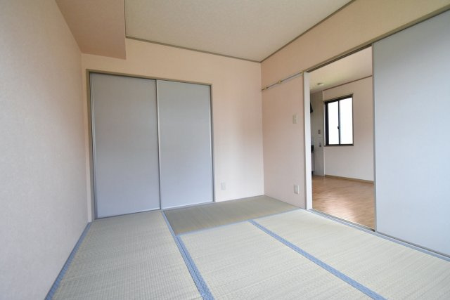 レジェンダリー四番町の和室