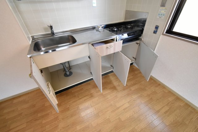 レジェンダリー四番町のキッチン