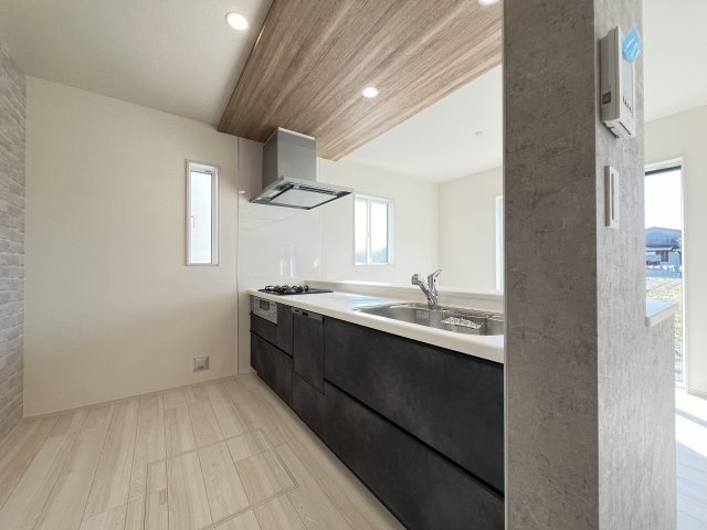 奈良市東九条町3期全3棟のキッチン