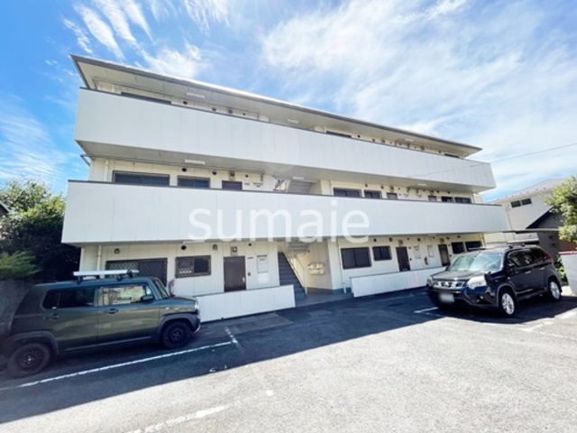 サンブライトのエントランス|閑静な住宅街！