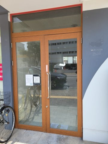 YO`nine の玄関