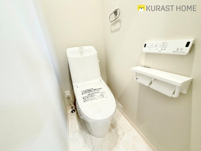 長岡京市長法寺力池　新築戸建のトイレ|1階トイレ