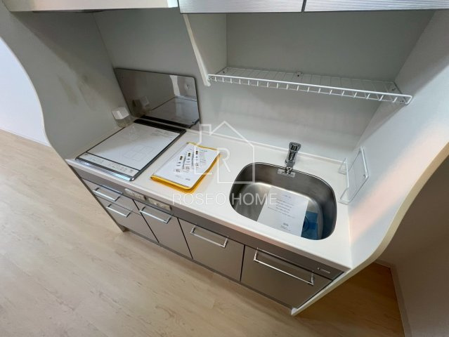 セレニテ本町グランデのキッチン