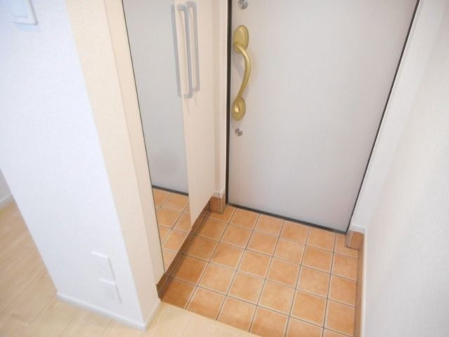 ヴィラパーチ小平の玄関