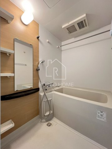 セレニテ本町グランデの浴室