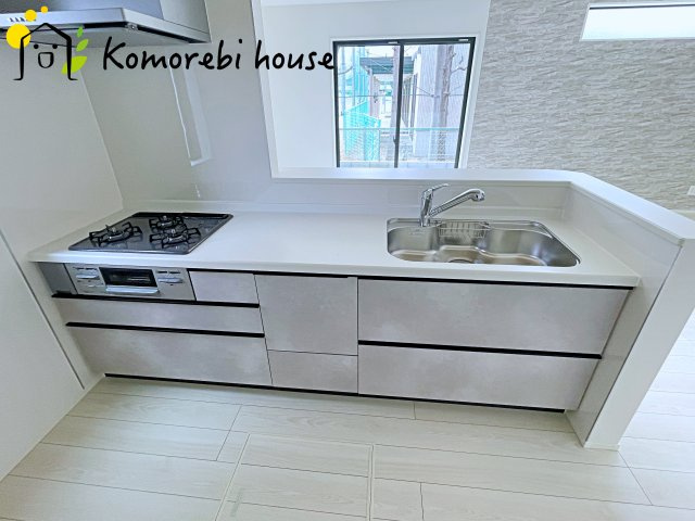 上尾市西宮下　8期　新築一戸建て　グラファーレ　01のキッチン|26.2.26　撮影済み
