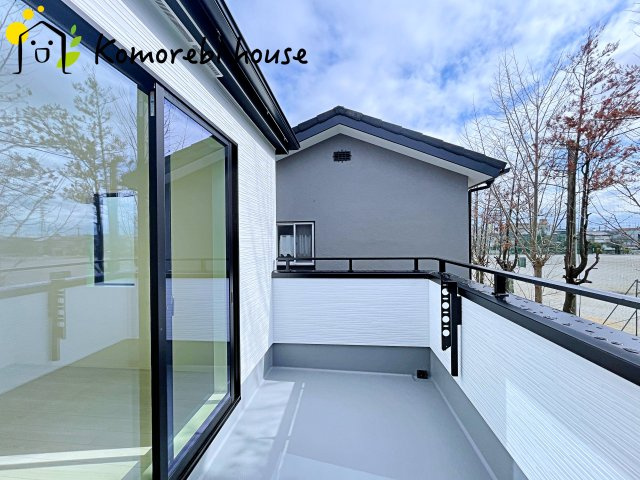 上尾市西宮下　8期　新築一戸建て　グラファーレ　01のバルコニー|26.2.26　撮影済み