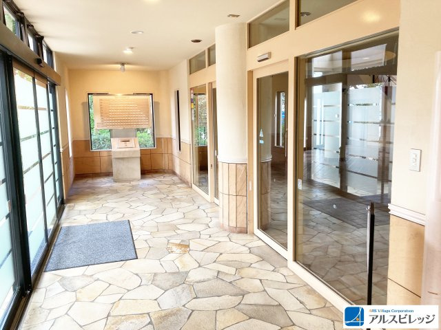 ライオンズガーデンシティふじみ野のエントランス