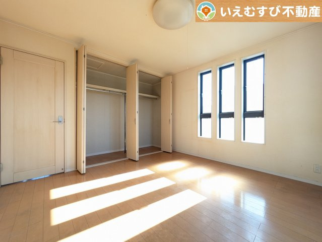 熊谷市石原　中古戸建の洋室