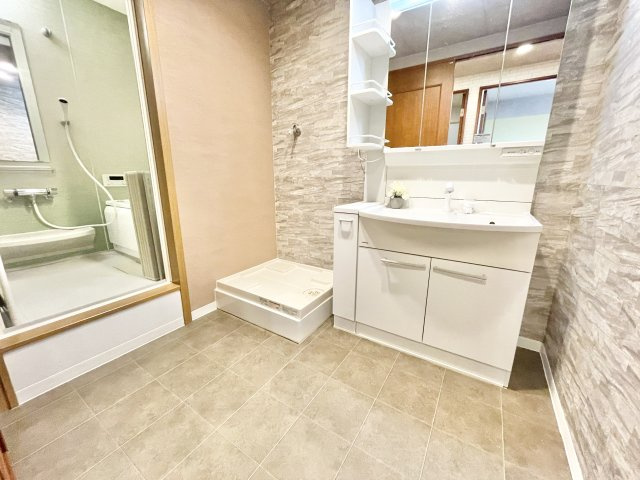 ライオンズマンション枚方のランドリースペース